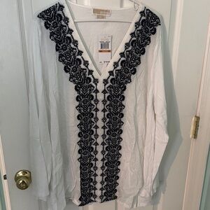 Michael Kors White Blouse with Black Embroidery 100%cotton size 3X